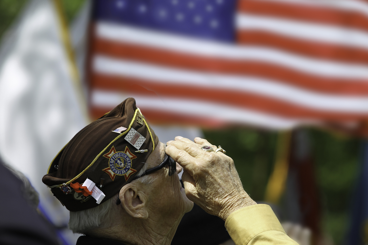 Veteran salute the U.S. flag